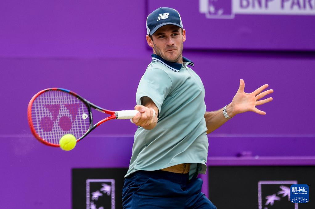 试通过加强 试通过加强