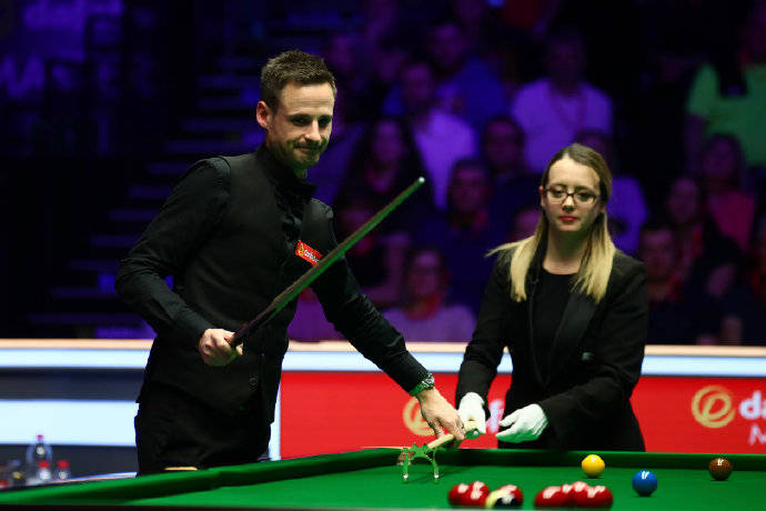 不追求虚假 不追求虚假